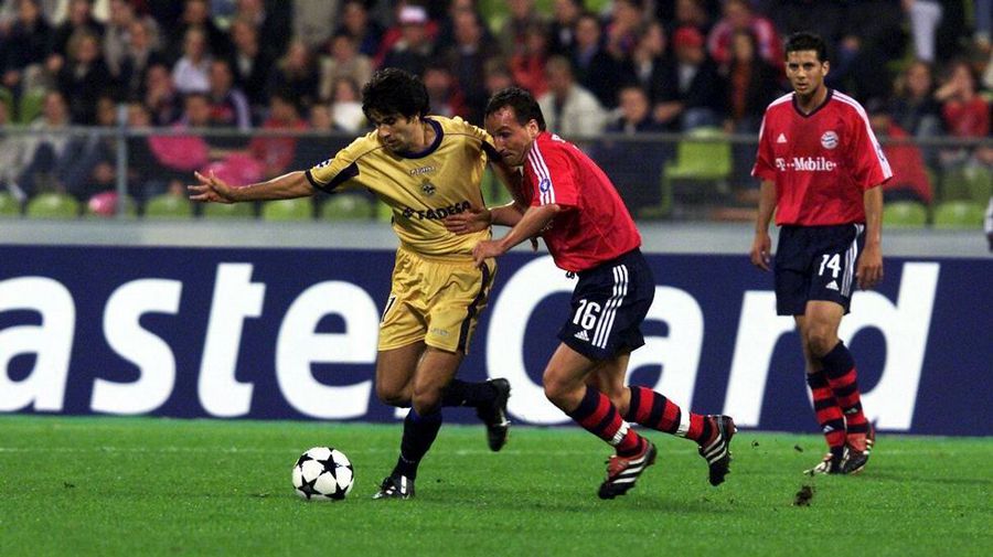 JuanCarlosValerón_BayernvsDepor2002